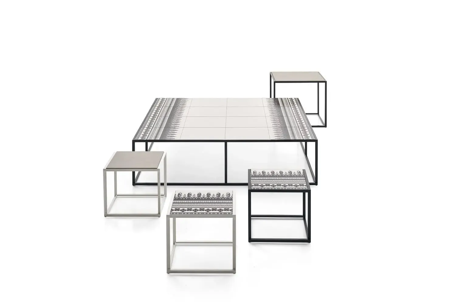 Canasta Small Table