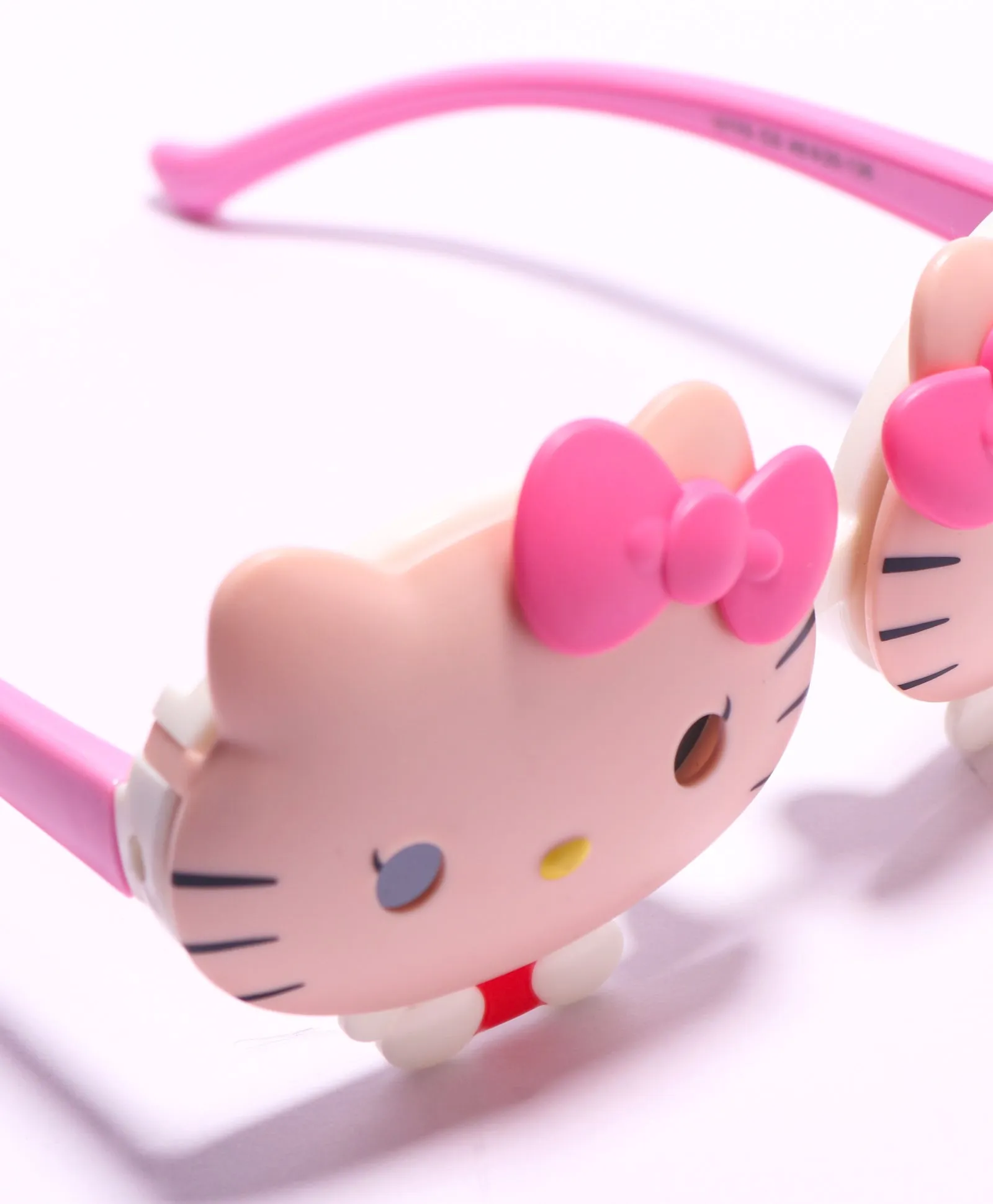 KITTY UNBREAKABLE SUNGLASSES - BEIGE